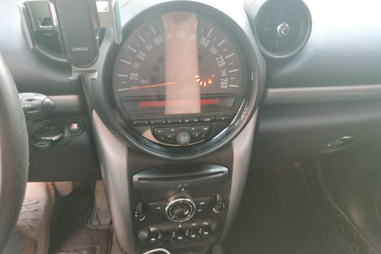 Used MINI Countryman 2014 1.6T COOPER ALL4 Fun Audio And AC Panel