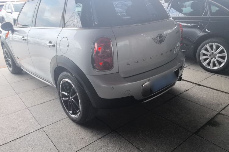 Used MINI Countryman 2014 1.6T COOPER ALL4 Fun Exterior 4