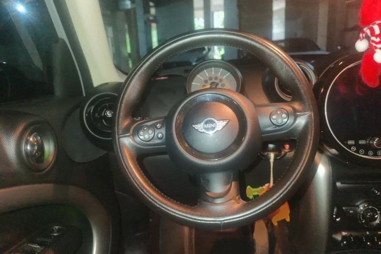 Used MINI Countryman 2014 1.6T COOPER ALL4 Fun Steering Wheel