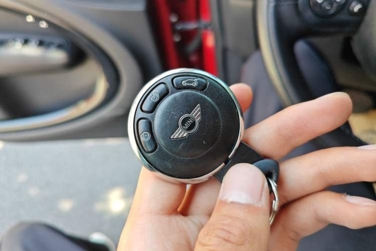 Used MINI Countryman 2014 1.6L COOPER Fun Vehicle Key
