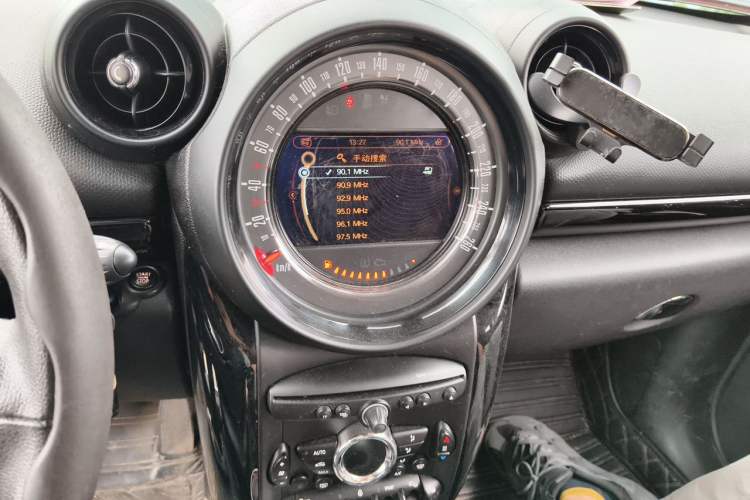 Used MINI Countryman 2014 1.6T COOPER ALL4 Excitement Audio And AC Panel