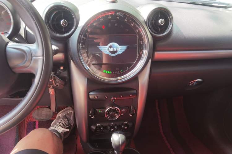 Used MINI Countryman 2014 1.6L ONE Audio And AC Panel