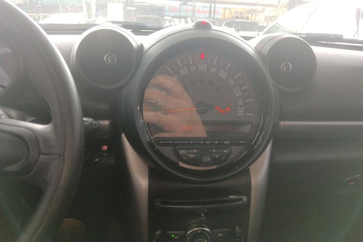 Used MINI Countryman 2014 1.6L ONE Audio And AC Panel