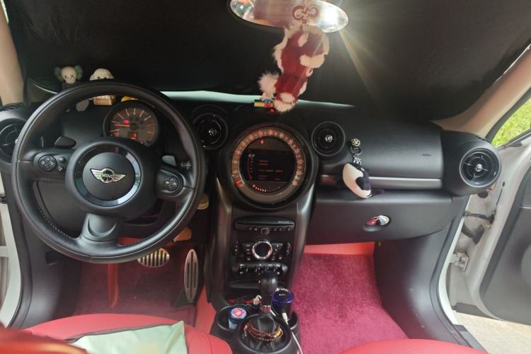 Used MINI Countryman 2014 1.6T COOPER S Center Console