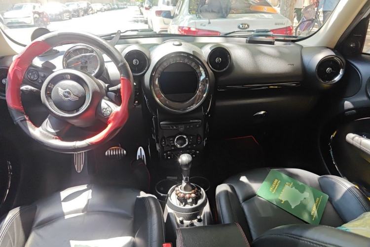 Used MINI Countryman 2014 1.6T COOPER S ALL4 Center Console
