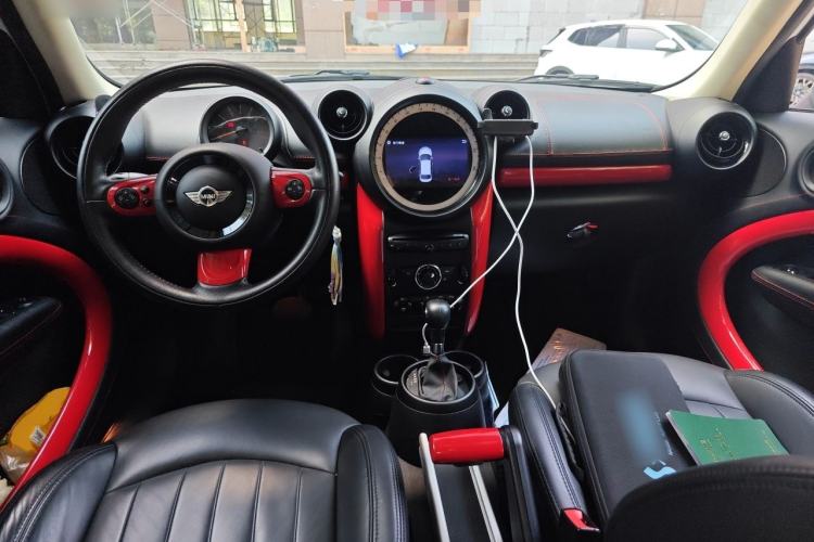 Used MINI Countryman 2014 1.6T COOPER ALL4 Fun Center Console
