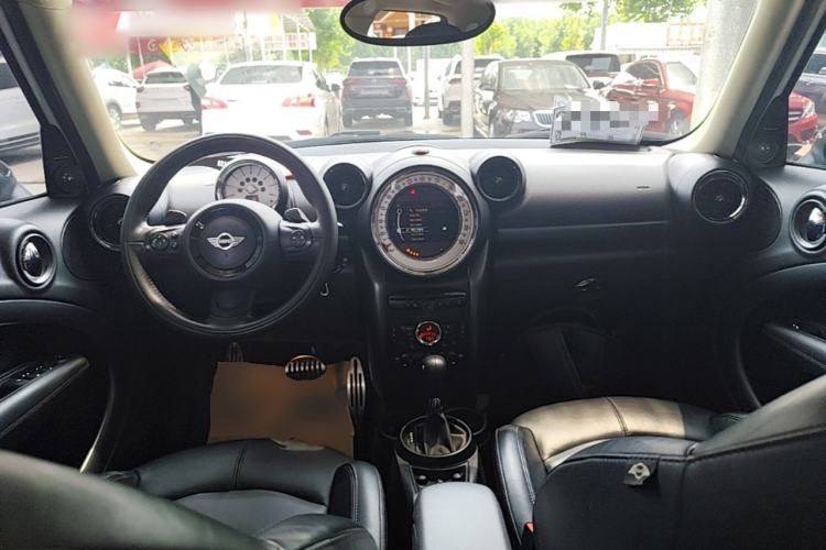 Used MINI Countryman 2014 1.6T COOPER S ALL4 Center Console