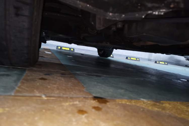 Used MINI Countryman 2014 1.6L COOPER Fun Chassis Front Right