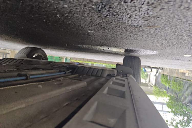 Used MINI Countryman 2014 1.6L COOPER Fun Chassis Front Right