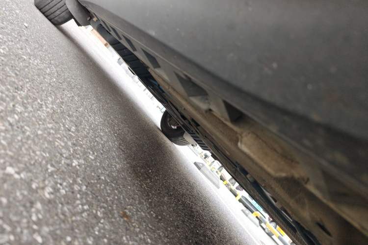 Used MINI Countryman 2014 1.6L COOPER Fun Chassis Front Right