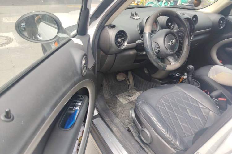 Used MINI Countryman 2014 1.6T COOPER ALL4 Fun Driver Seat