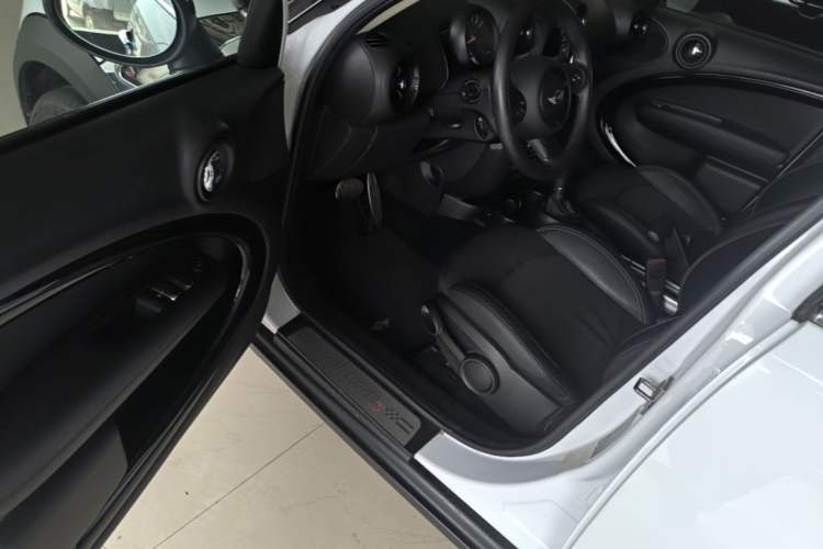 Used MINI Countryman 2014 1.6T COOPER S Driver Seat