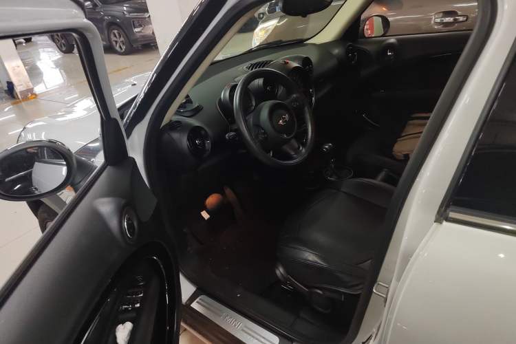 Used MINI Countryman 2014 1.6T COOPER ALL4 Fun Driver Seat