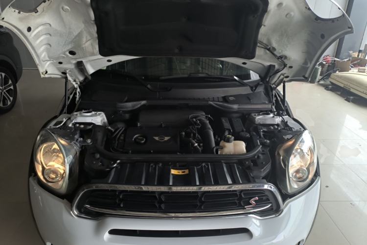 Used MINI Countryman 2014 1.6T COOPER S Engine Bay