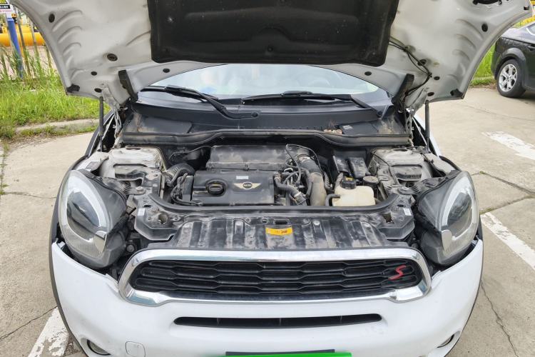 Used MINI Countryman 2014 1.6T COOPER ALL4 Excitement Engine Bay