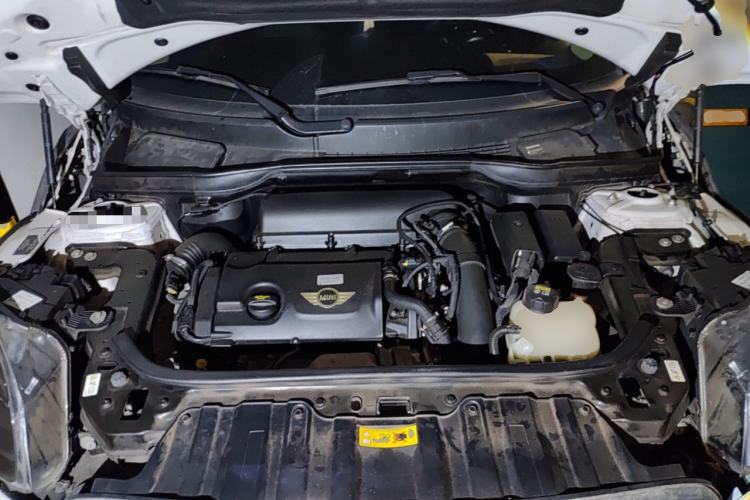Used MINI Countryman 2014 1.6T COOPER S ALL4 Engine Bay
