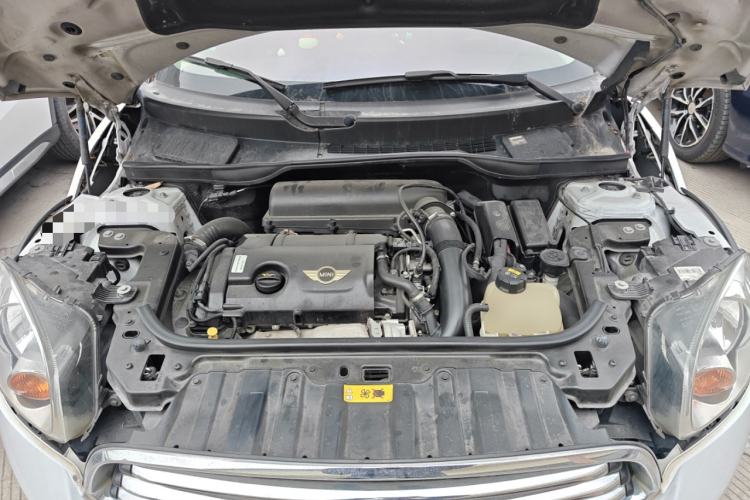 Used MINI Countryman 2014 1.6T COOPER ALL4 Fun Engine Bay