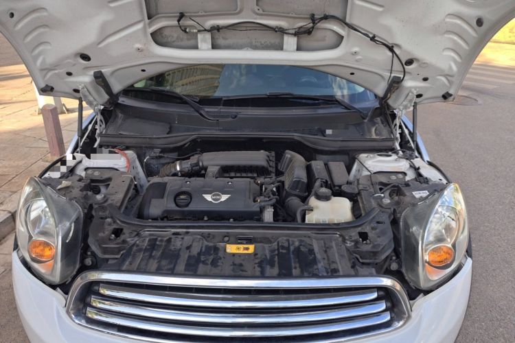 Used MINI Countryman 2014 1.6L COOPER Fun Engine Bay