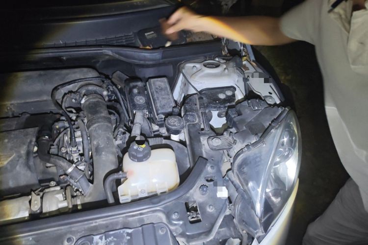 Used MINI Countryman 2014 1.6T COOPER ALL4 Excitement Engine Bay Left