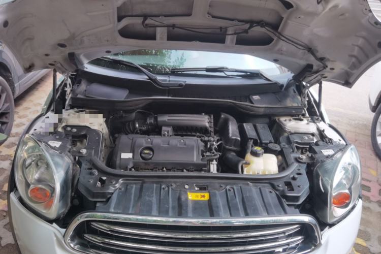 Used MINI Countryman 2014 1.6L ONE Engine Bay