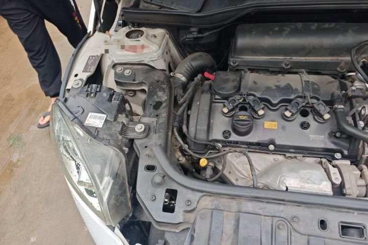 Used MINI Countryman 2014 1.6T COOPER S Engine Bay Right