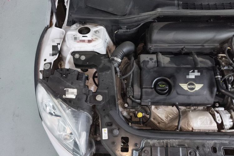 Used MINI Countryman 2014 1.6T COOPER ALL4 Excitement Engine Bay Right