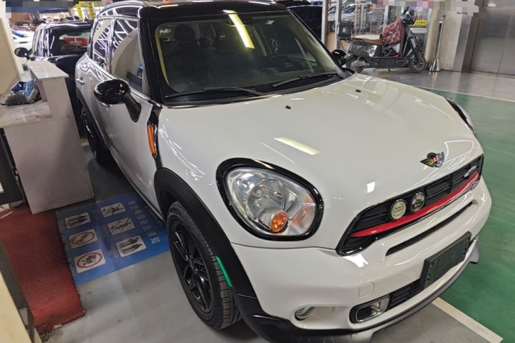 Used MINI Countryman 2014 1.6T COOPER ALL4 Fun Exterior 1