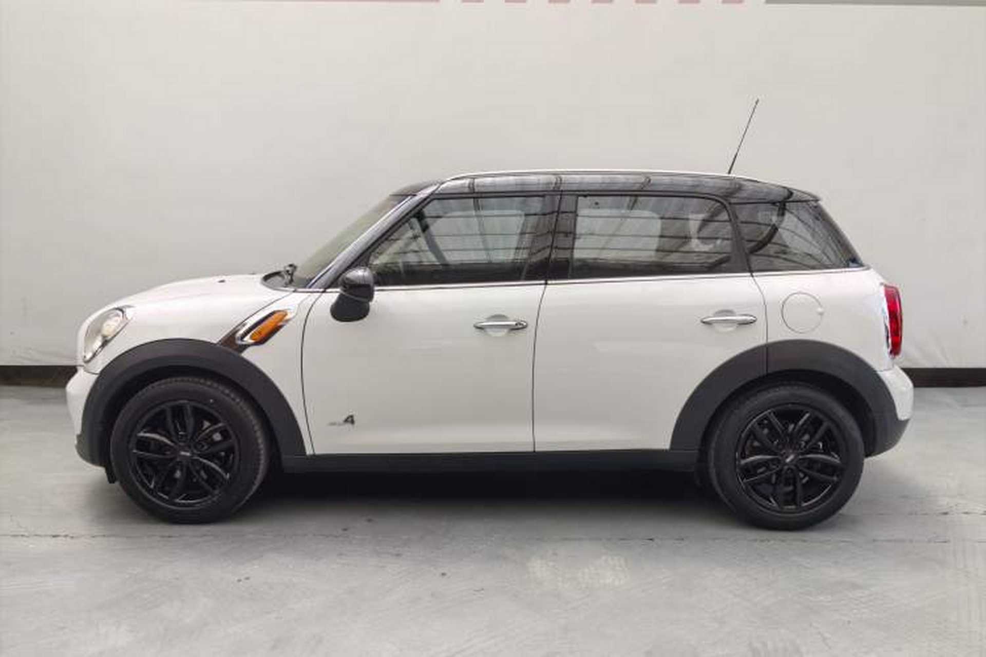 Used MINI Countryman 2014 1.6T COOPER ALL4 Fun Exterior 12