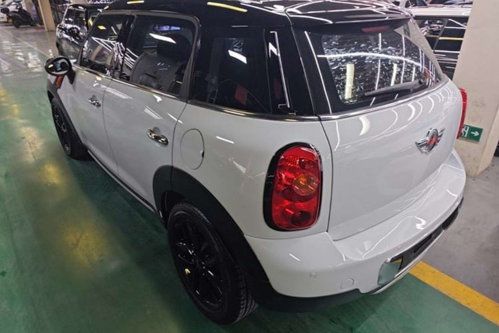 Used MINI Countryman 2014 1.6T COOPER ALL4 Fun Exterior 2