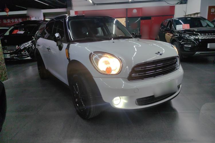 Used MINI Countryman 2014 1.6L COOPER Fun Exterior 2