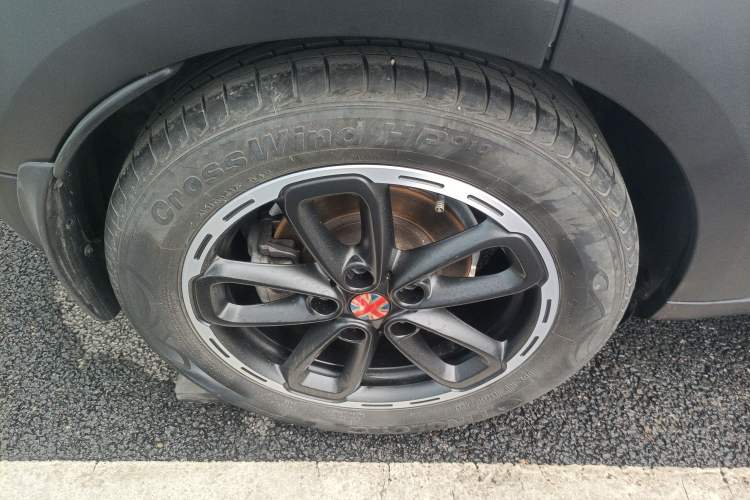 Used MINI Countryman 2014 1.6T COOPER ALL4 Fun Exterior 2
