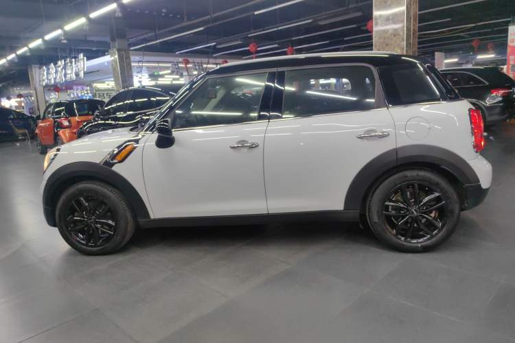 Used MINI Countryman 2014 1.6L COOPER Fun Exterior 3