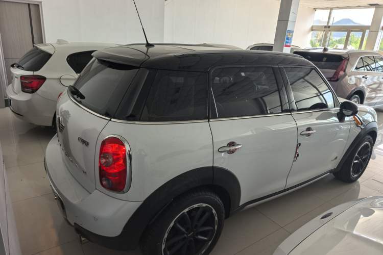 Used MINI Countryman 2014 1.6T COOPER ALL4 Fun Exterior 6
