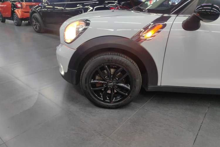 Used MINI Countryman 2014 1.6L COOPER Fun Exterior 7