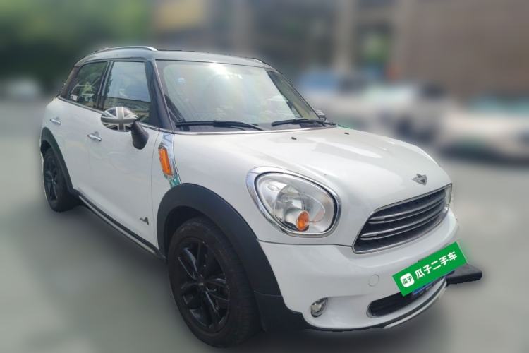 Used MINI Countryman 2014 1.6T COOPER ALL4 Fun Front Right 45 Deg