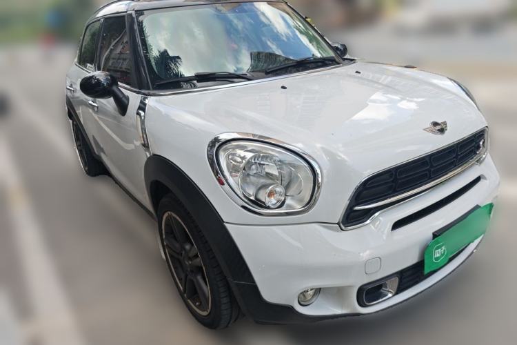 Used MINI Countryman 2014 1.6T COOPER S Front Right 45 Deg