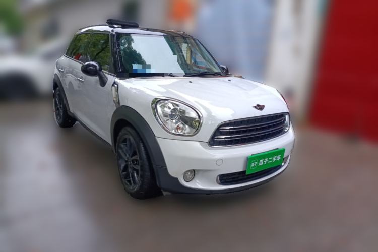 Used MINI Countryman 2014 1.6L COOPER Excitement Front Right 45 Deg