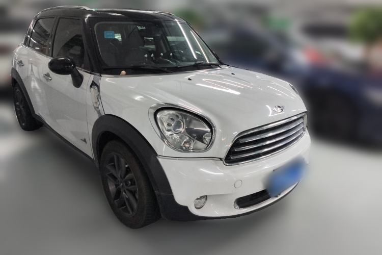 Used MINI Countryman 2014 1.6T COOPER ALL4 Excitement Front Right 45 Deg