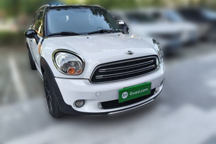 Used MINI Countryman 2014 1.6T COOPER ALL4 Fun Front Right 45 Deg