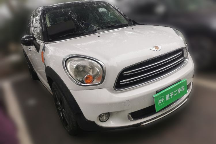 Used MINI Countryman 2014 1.6T COOPER ALL4 Fun Front Right 45 Deg