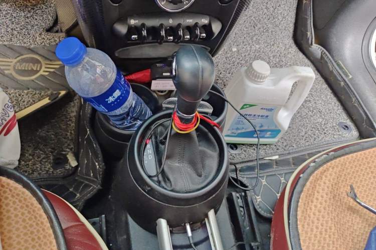 Used MINI Countryman 2014 1.6L COOPER Fun Gear Lever