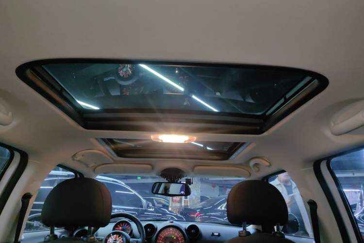 Used MINI Countryman 2014 1.6L COOPER Fun Headliner