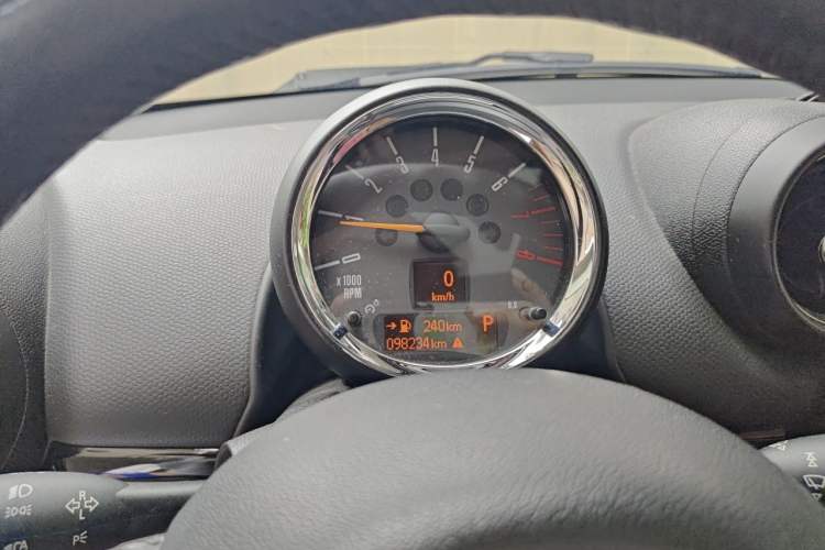 Used MINI Countryman 2014 1.6L COOPER Fun Instrument Cluster