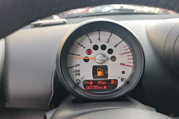 Used MINI Countryman 2014 1.6L COOPER Fun Instrument Cluster