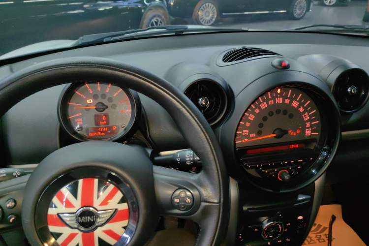 Used MINI Countryman 2014 1.6L COOPER Fun Instrument Cluster