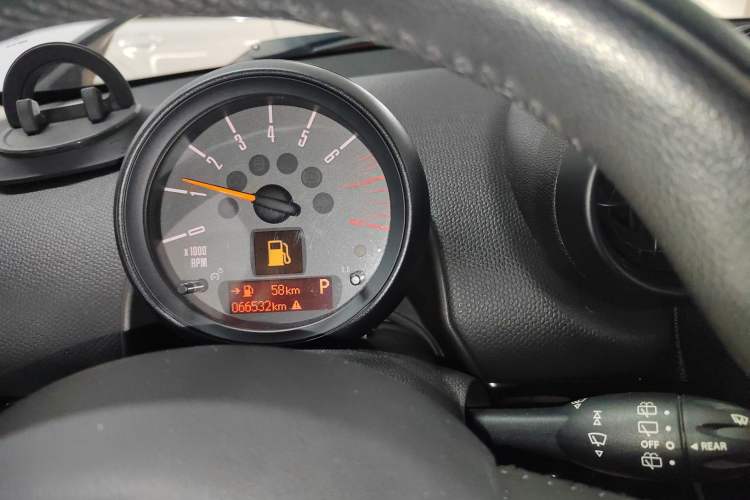 Used MINI Countryman 2014 1.6T COOPER ALL4 Fun Instrument Cluster