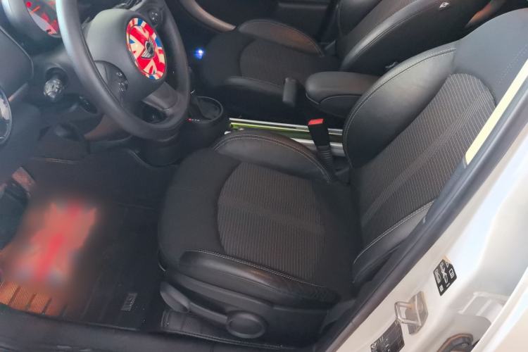 Used MINI Countryman 2014 1.6T COOPER ALL4 Fun Interior 1