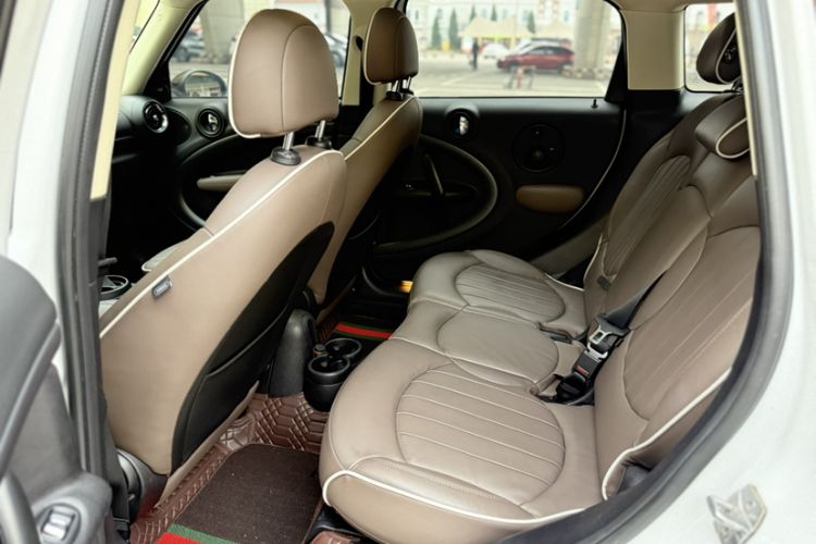 Used MINI Countryman 2014 1.6T COOPER S ALL4 Interior 1