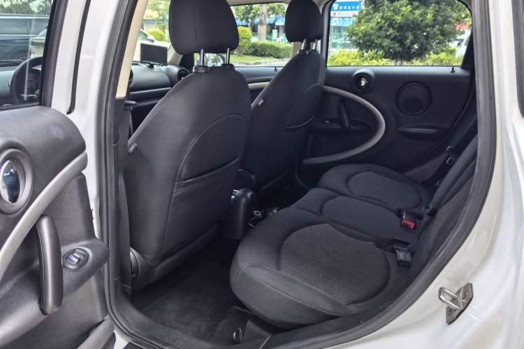 Used MINI Countryman 2014 1.6L ONE Interior 2