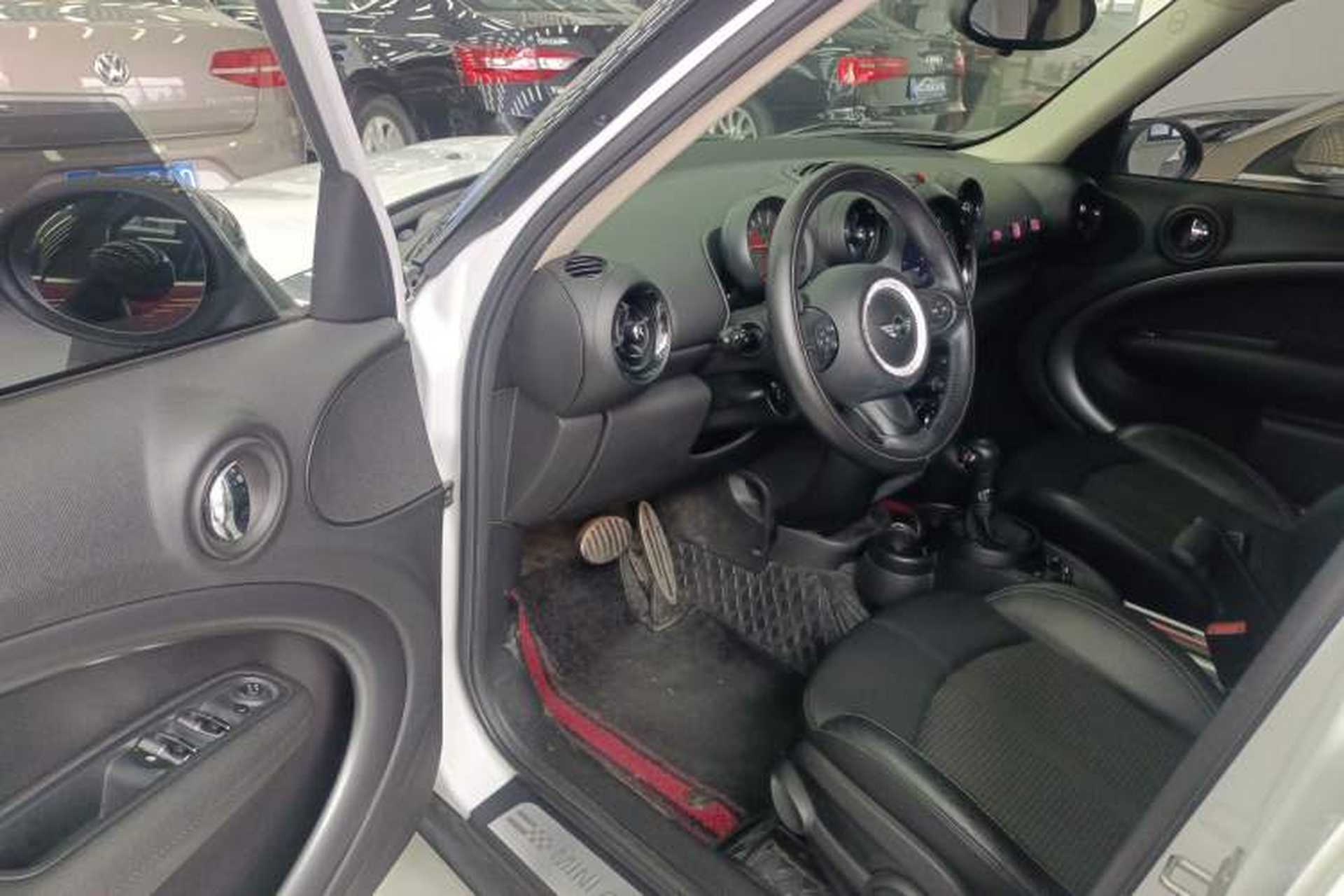 Used MINI Countryman 2014 1.6T COOPER S Interior 2